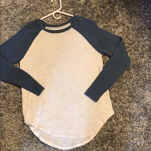 American Eagle shirt